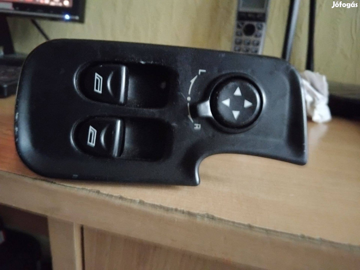 Alfa romeo 147 ablakemelö kapcsoló