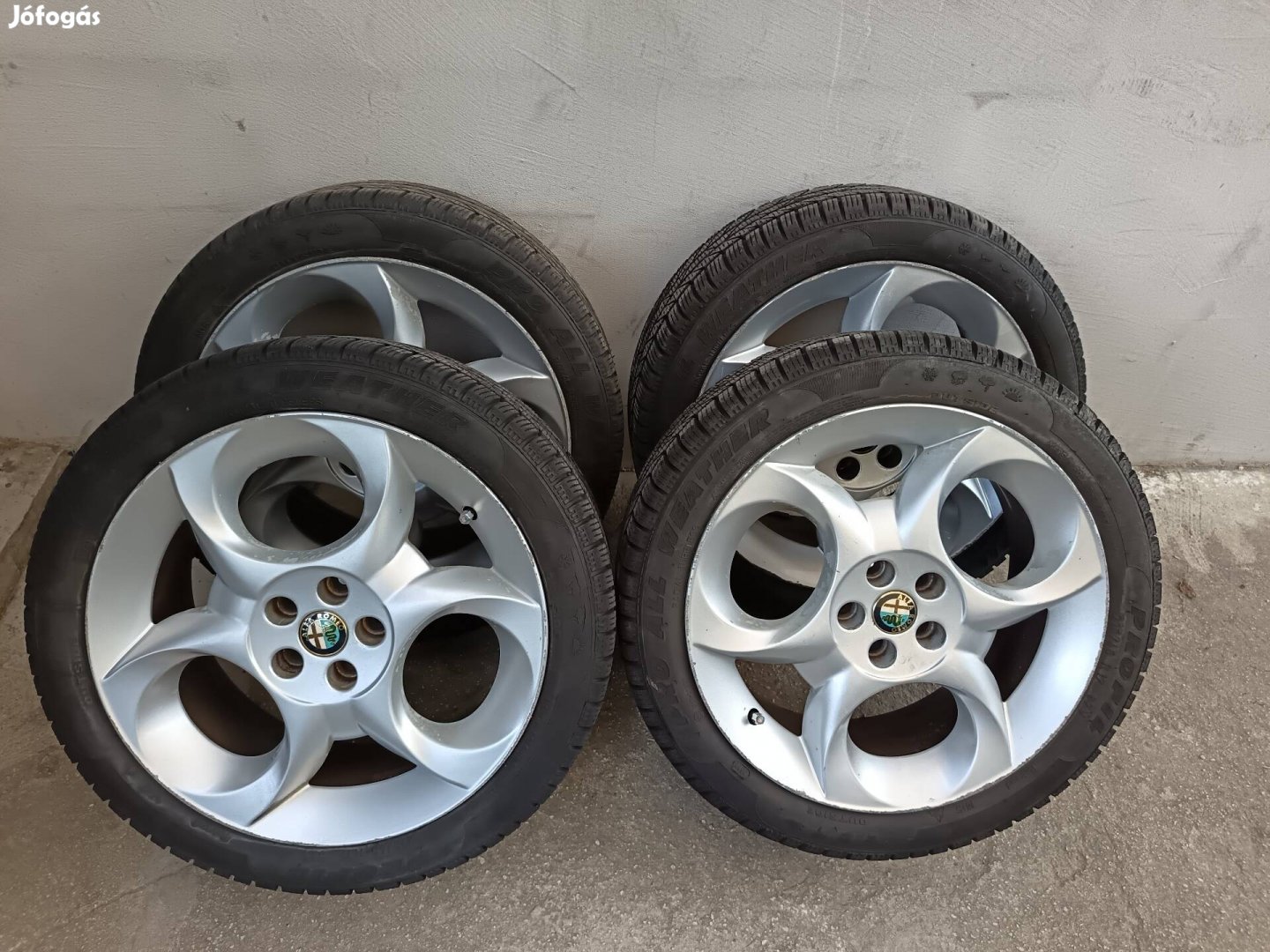 Alfa romeo 17" alufelni garnitútra. 