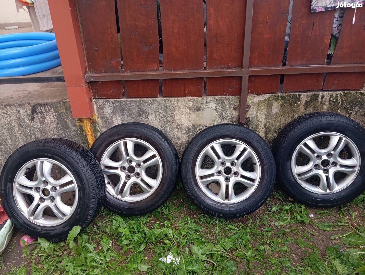 Alfelni 4db (KIA Carnival)
