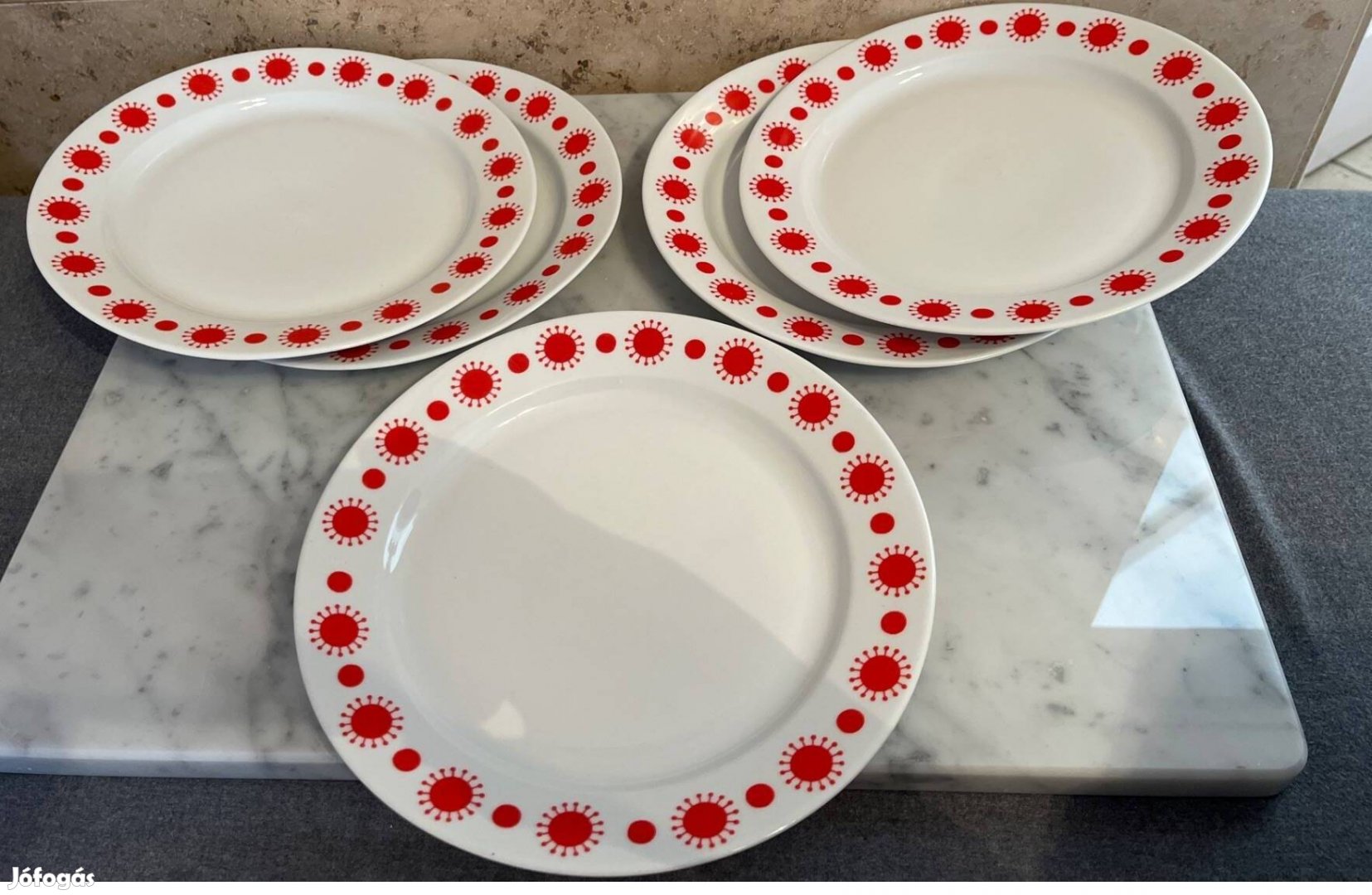 Alföldi porcelán Centrum Varia napocskás tányérok 8 darab