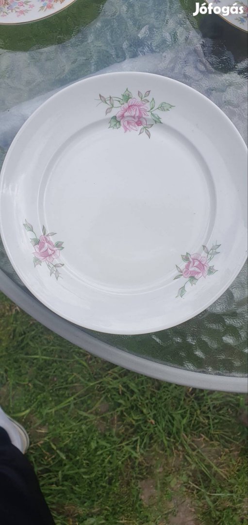Alfoldi Porcelan Mintabolt Budapesten