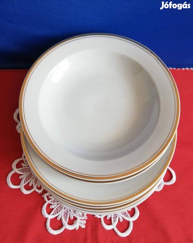 Alföldi porcelán arany csíkkal díszített tányérok