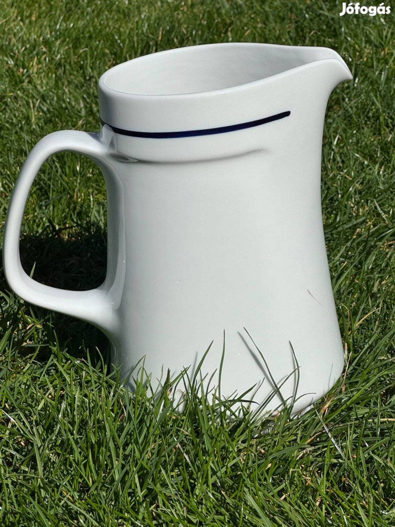 Alföldi porcelán vizes kancsó