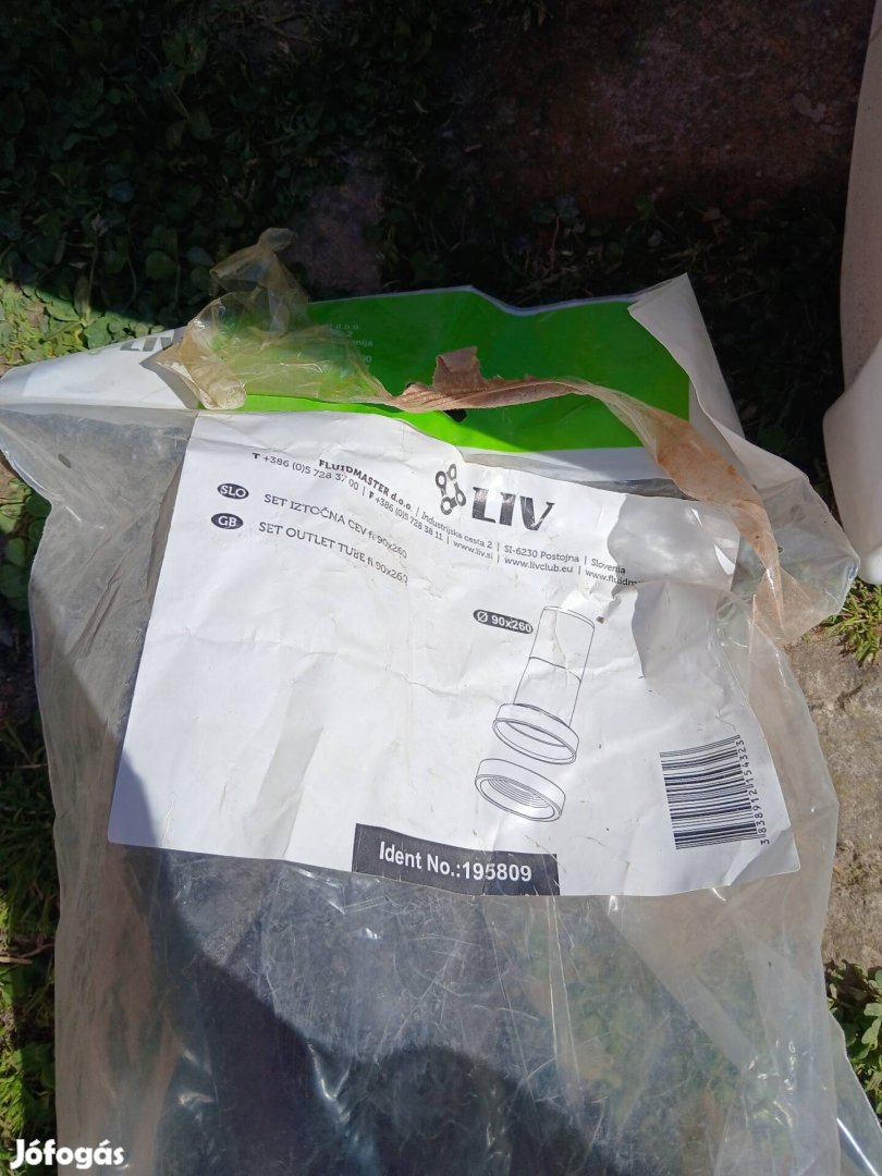 Alföldi wc, falra szerelhető - nem volt használva,