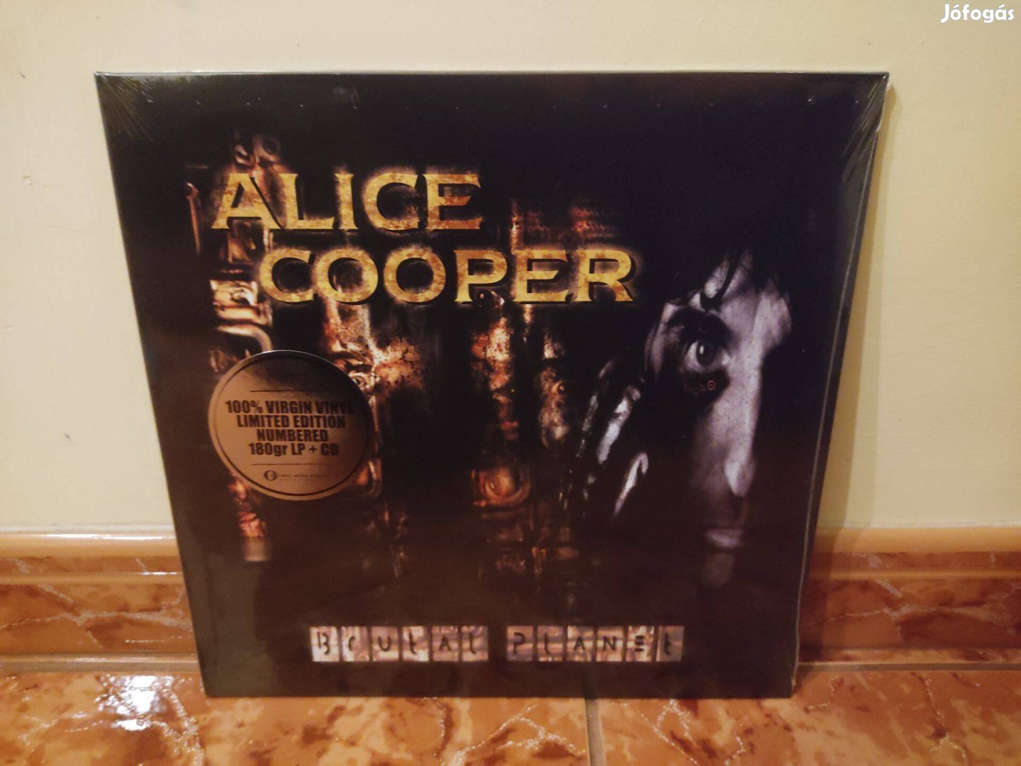 Alice Cooper - Brutal Planet LP+CD (LTD. Vinyl) bontatlan