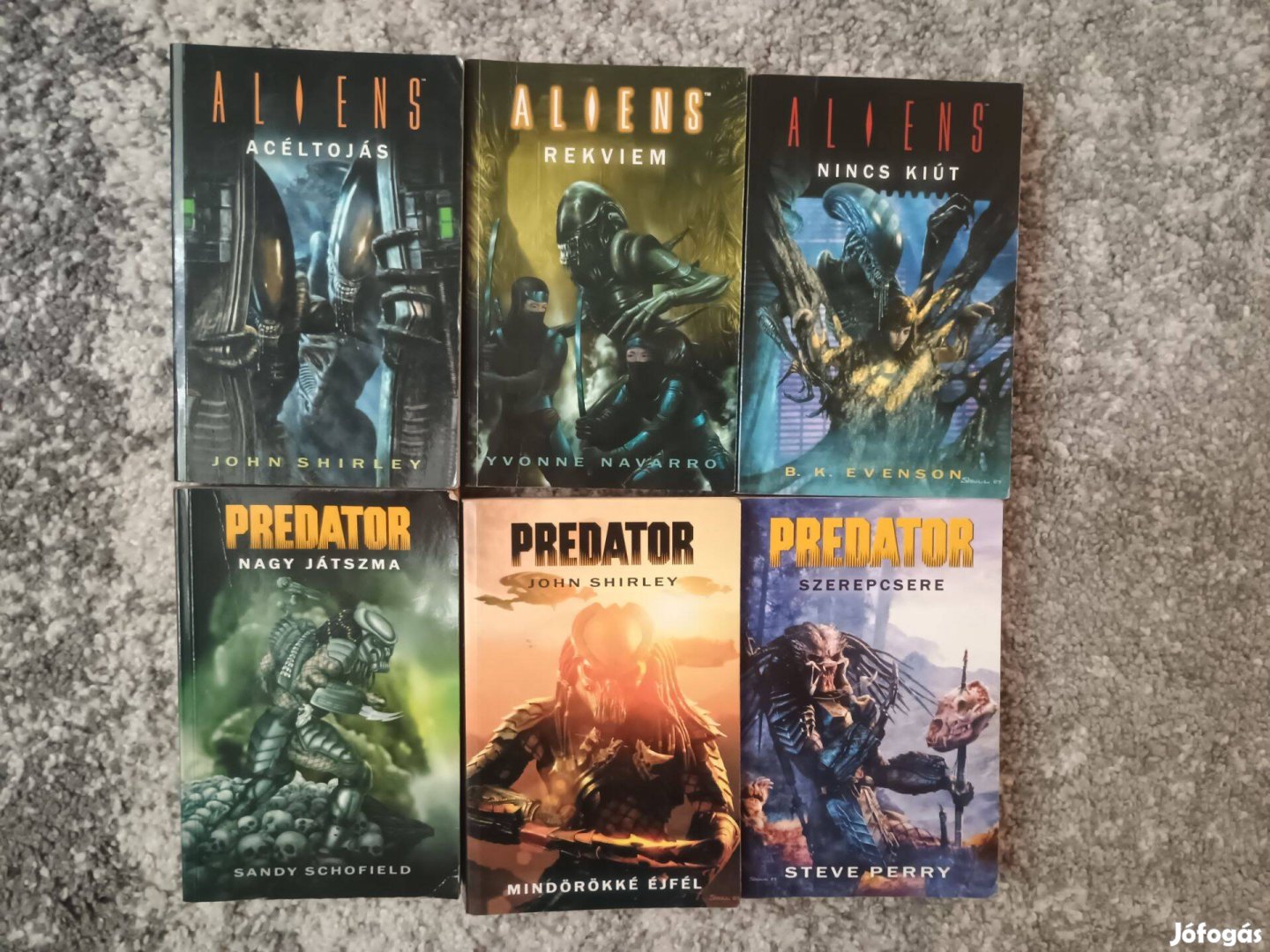 Aliens, Predátor könyvek