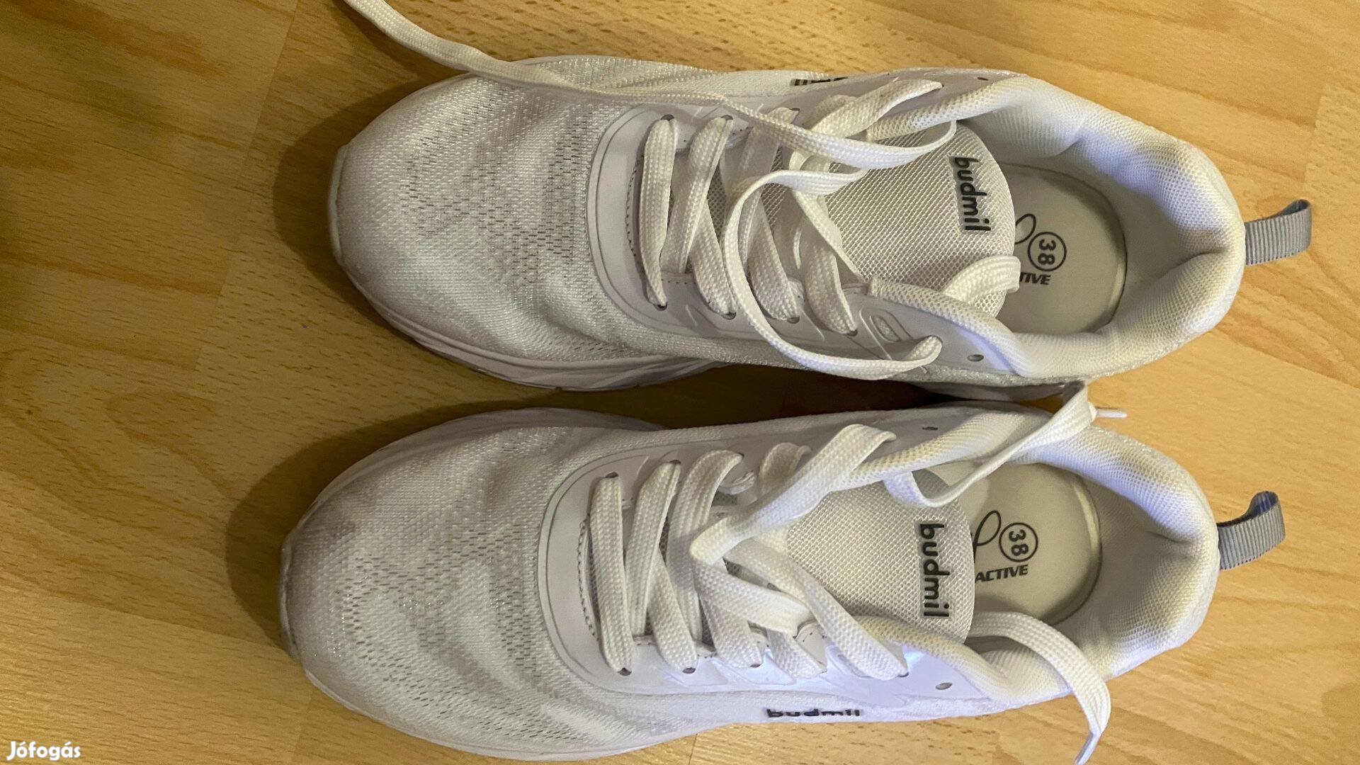 Alig használt Budmil sneaker sportcipő