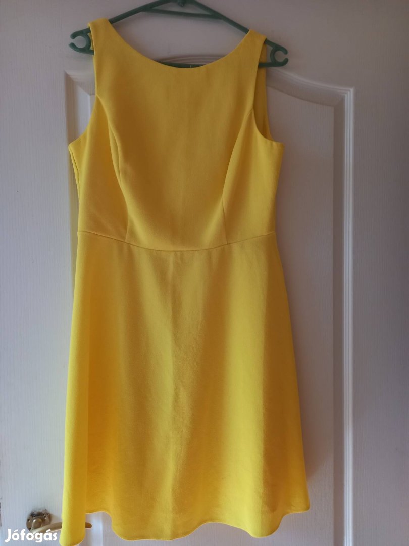 Alig használt,  F&F   csinos sárga ruha  42-es méretű. 