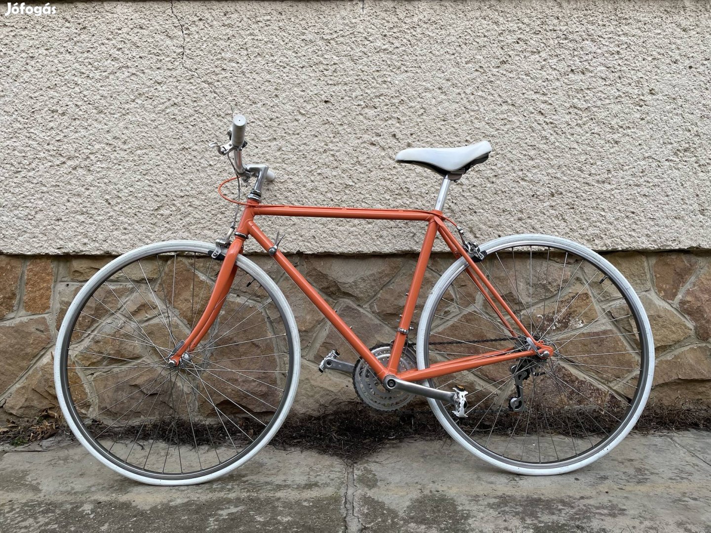 Alig használt városi kerékpár/bicikli/bringa eladó Shimano szettel