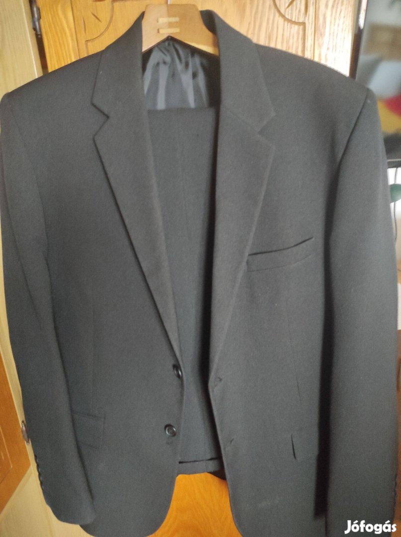 Alig hordott L/XL-es, 52/54-es méretű férfi zakók, öltönyök