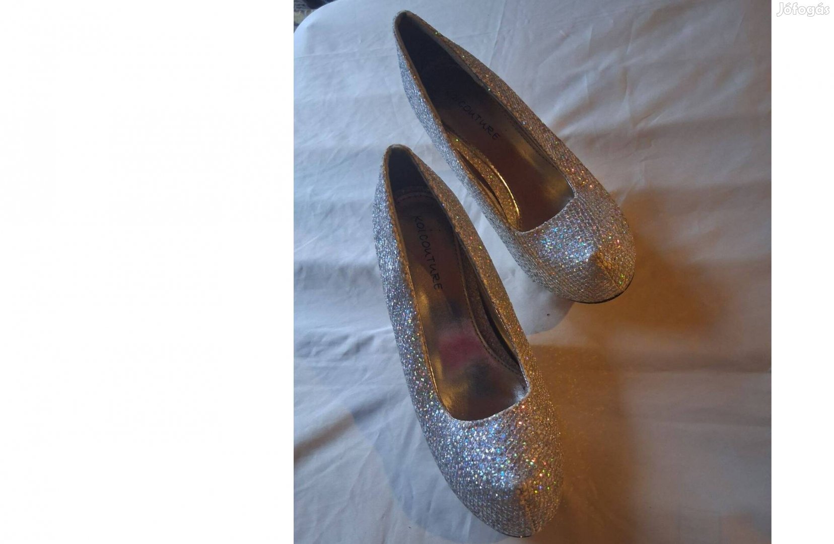 Alkalmi női cipő-csillámos