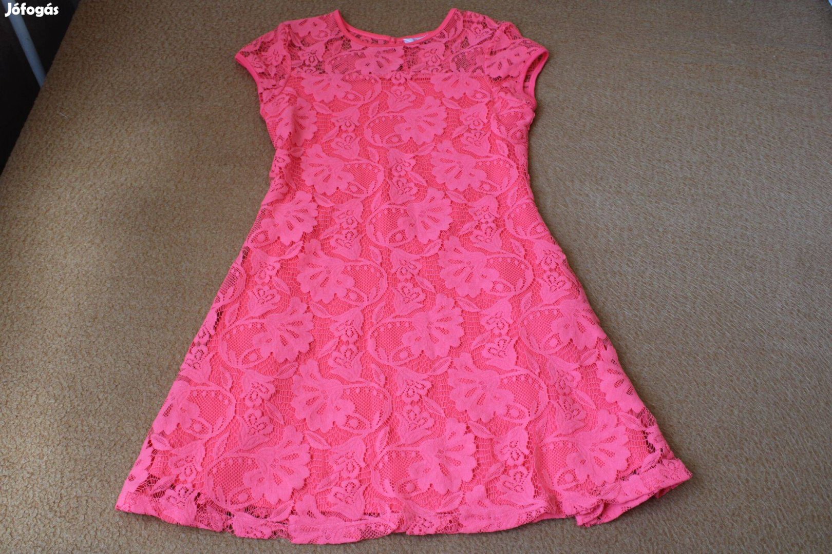 Alkalmi ruha 8éves kislánynak