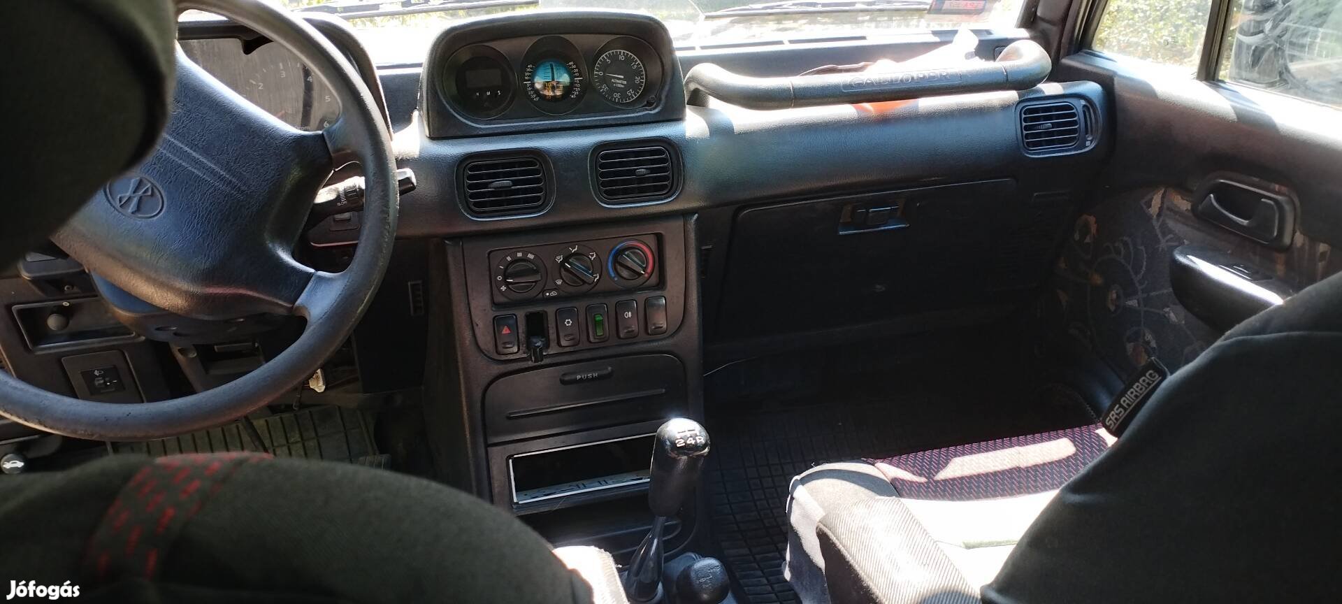 Alkatrésznek egyben eladó!