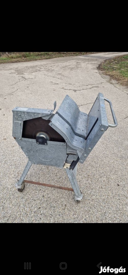 Alko 220 V-os billenővájus körfűrész hintafűrész rönkfűrész