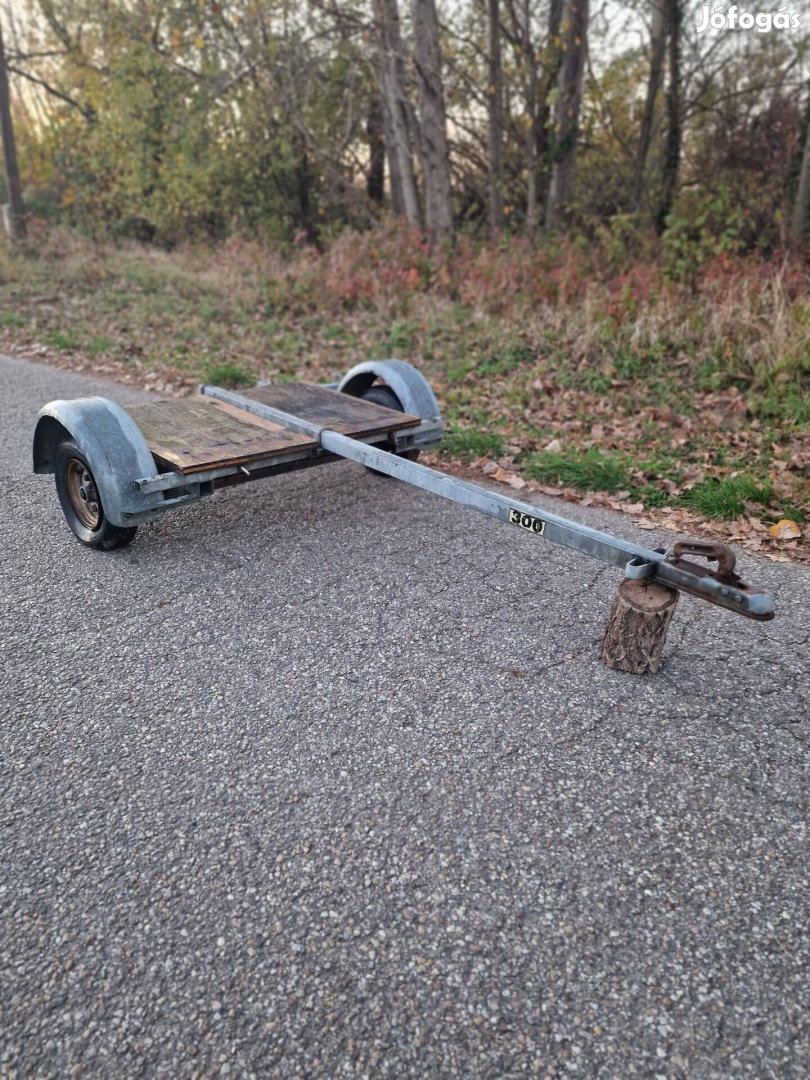 Alko 300 csónakszállító sólyakocsi+4 db új gumi