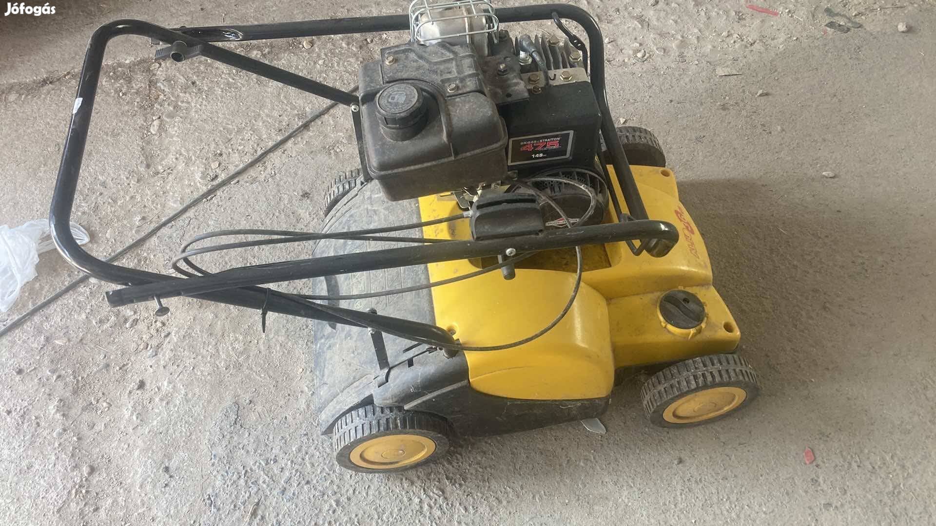 Alko 5 lóerős, benzines gyepszellőztető!