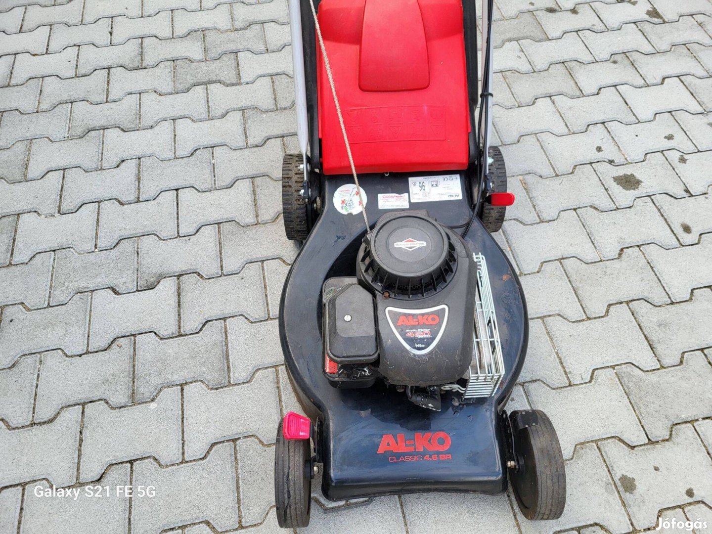 Alko Classic: Briggs motoros önjáró + gyűjtős fűnyíró