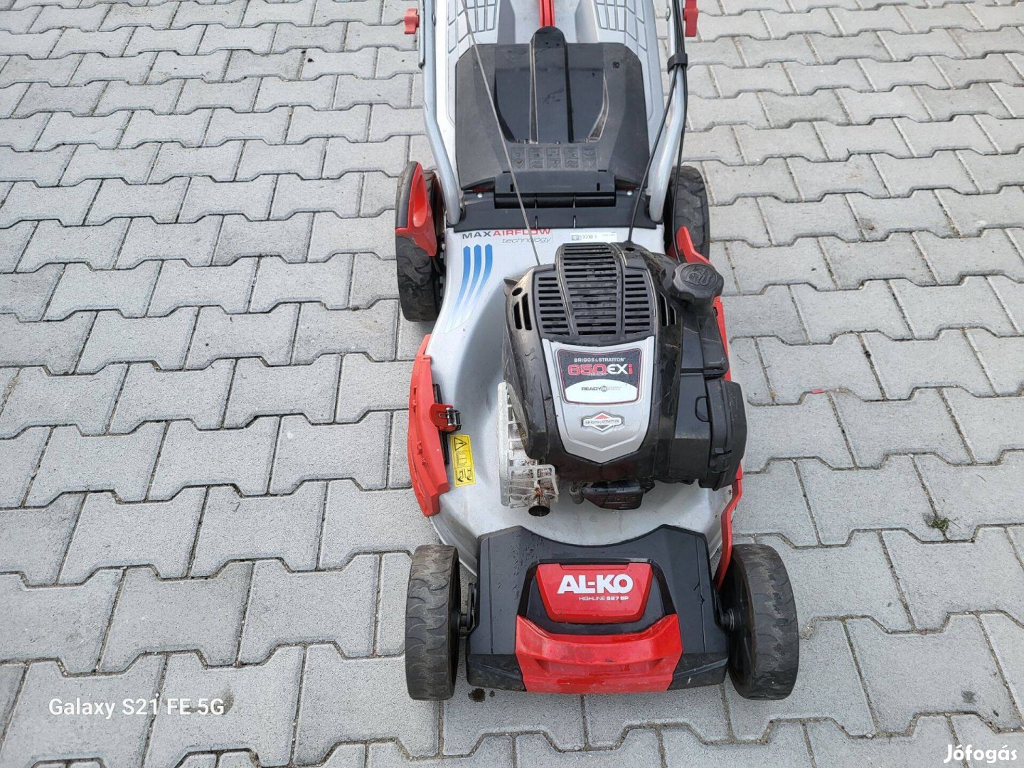 Alko Higline: Briggs motoros - önjáró + gyűjtős fűnyíró