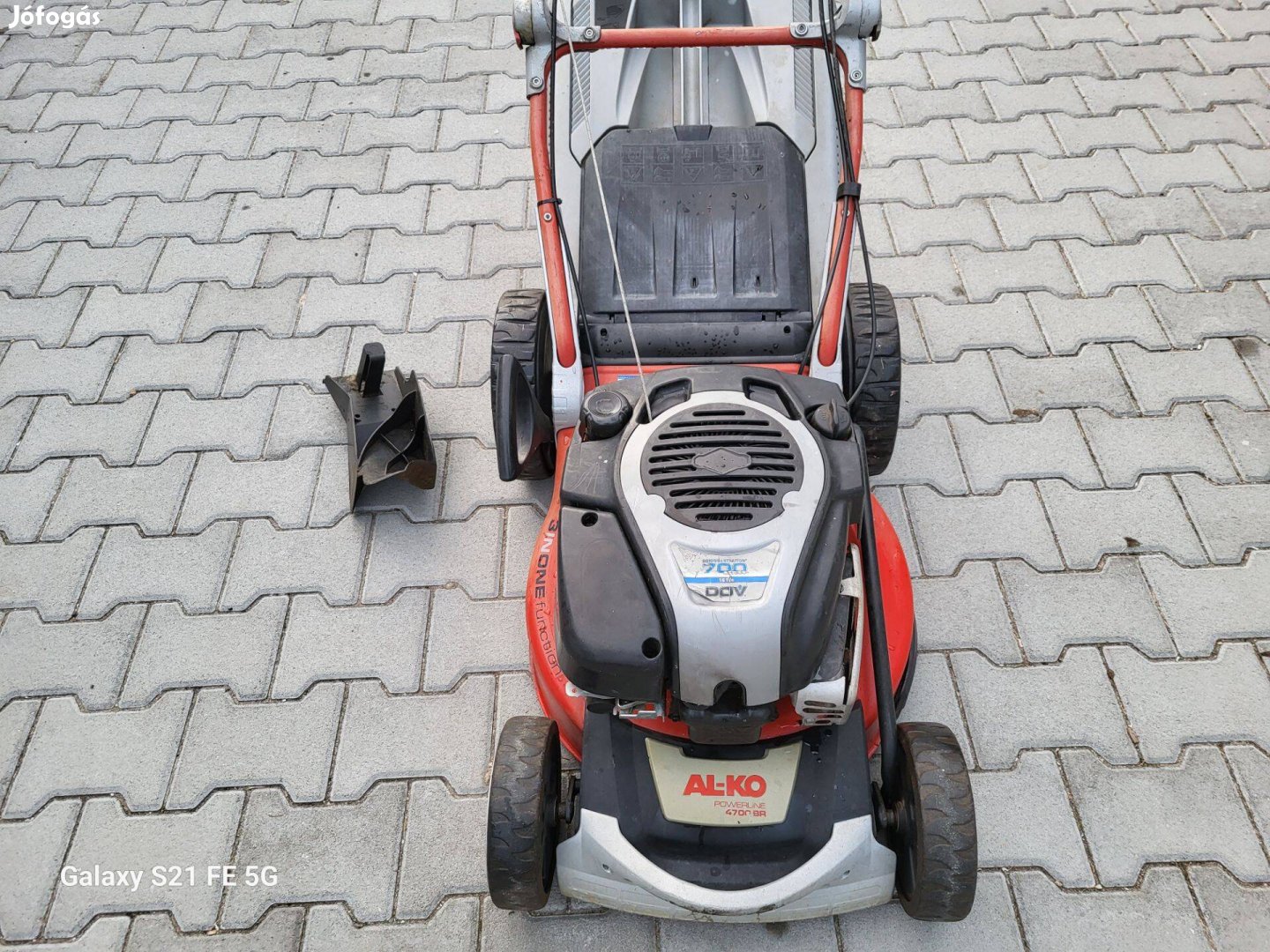 Alko Powerline: Briggs motoros - mulcsozós - gyűjtős önjáró fűnyíró