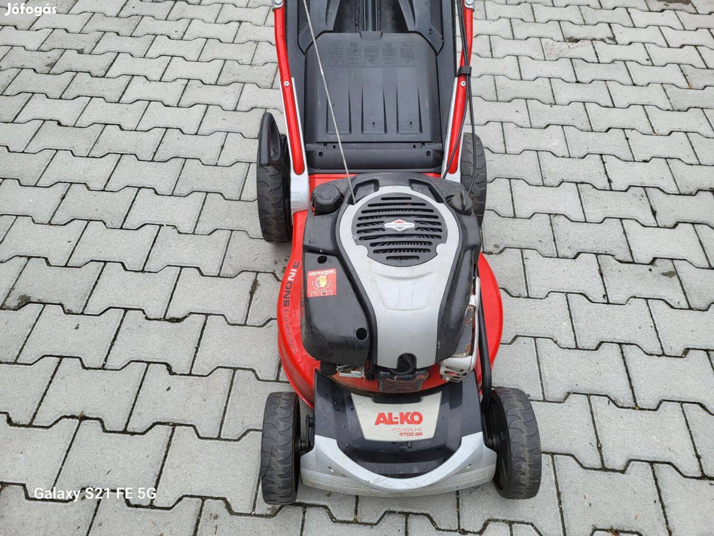 Alko Powerline: Briggs motoros - önjáró + gyűjtős fűnyíró