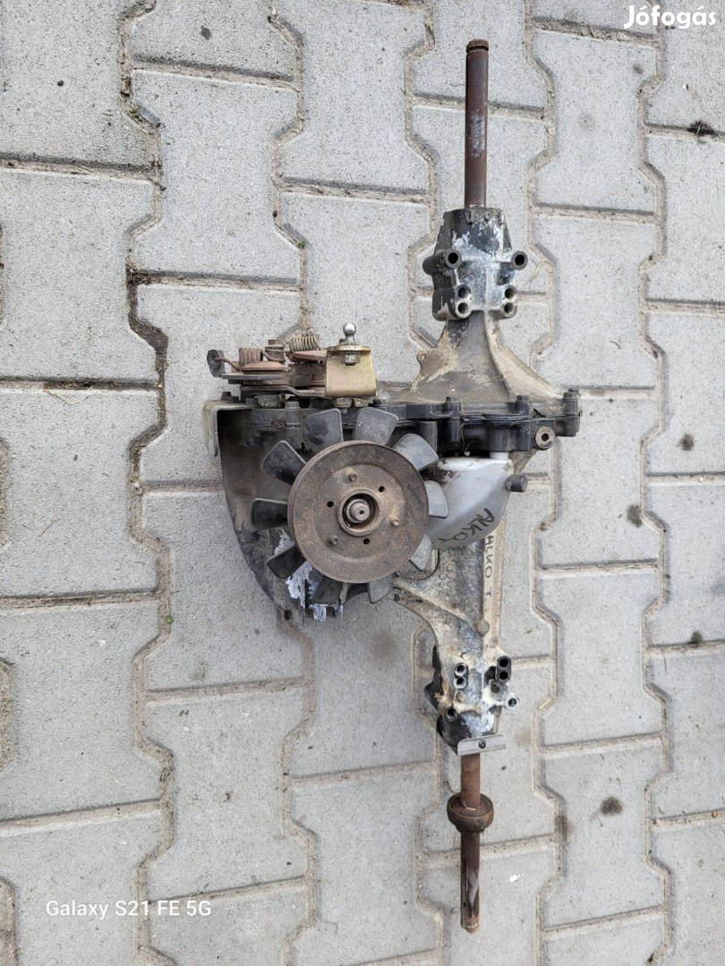 Alko fűnyíró traktor hydrováltó