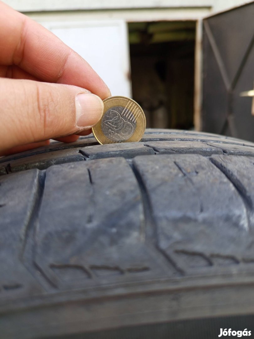 Alkuképes 205/60R16 nyári gumi 4db