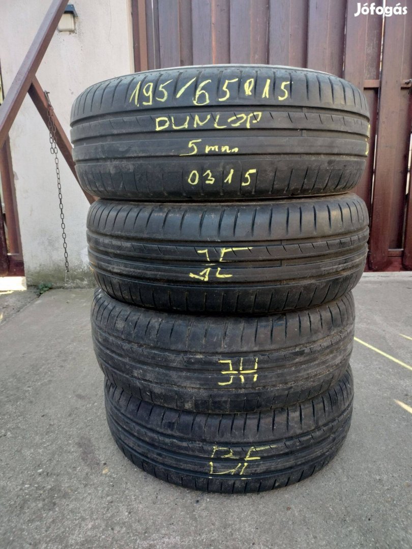 Alkuképesen Eladó 4 db Dunlop 195/65 R15 nyári gumi. 5mm