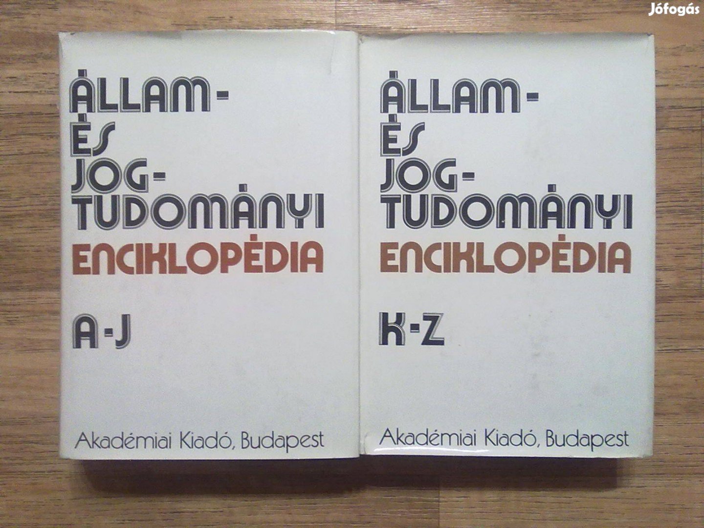 Állam- és jogtudományi enciklopédia I-II. (A két könyv együtt 1500