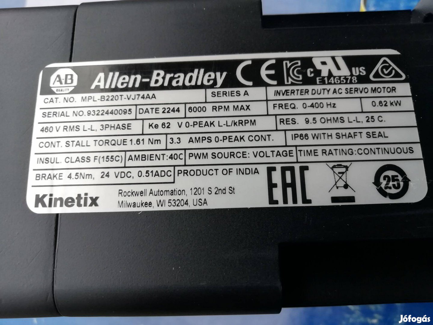 Allen Bradley szervó motor MPL-B220T-VJ74AA