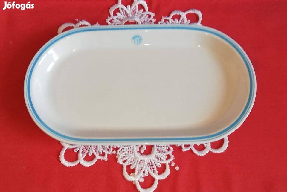 Allföldi porcelán kínáló tányér