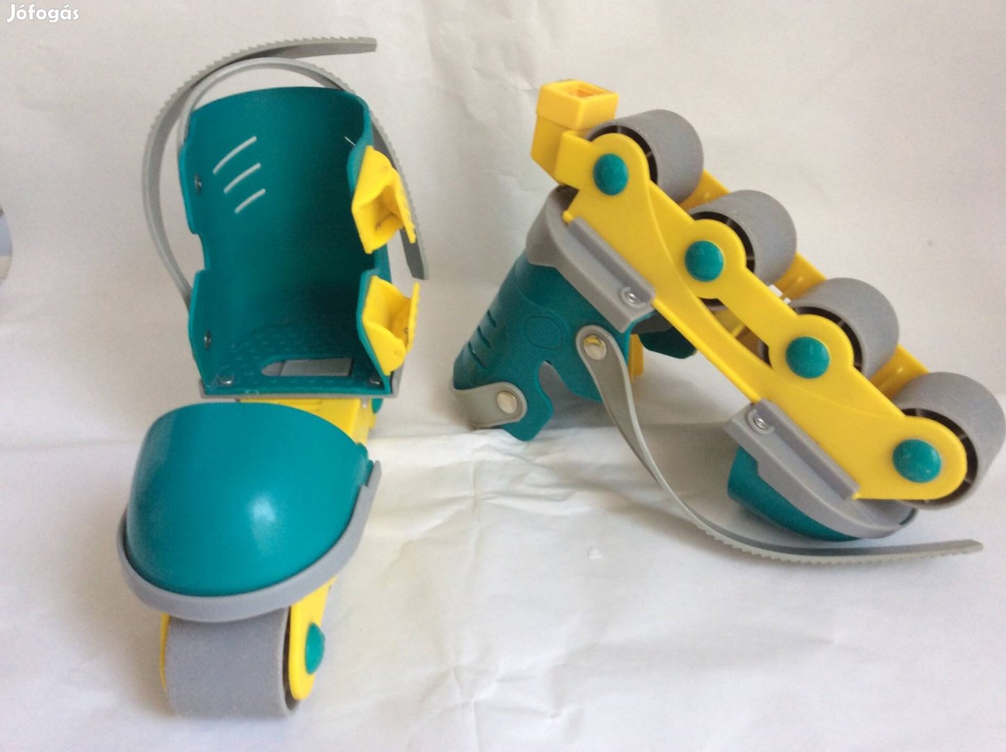 Állítható gyerek görkorcsolya cipőre + védőfelszerelés