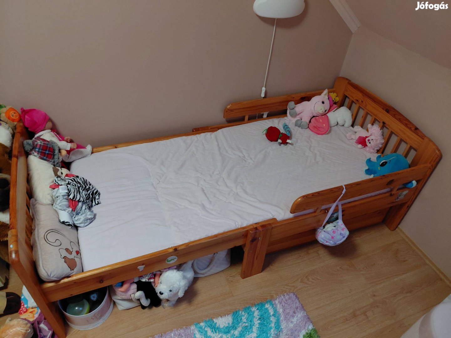 Állítható gyerekágy