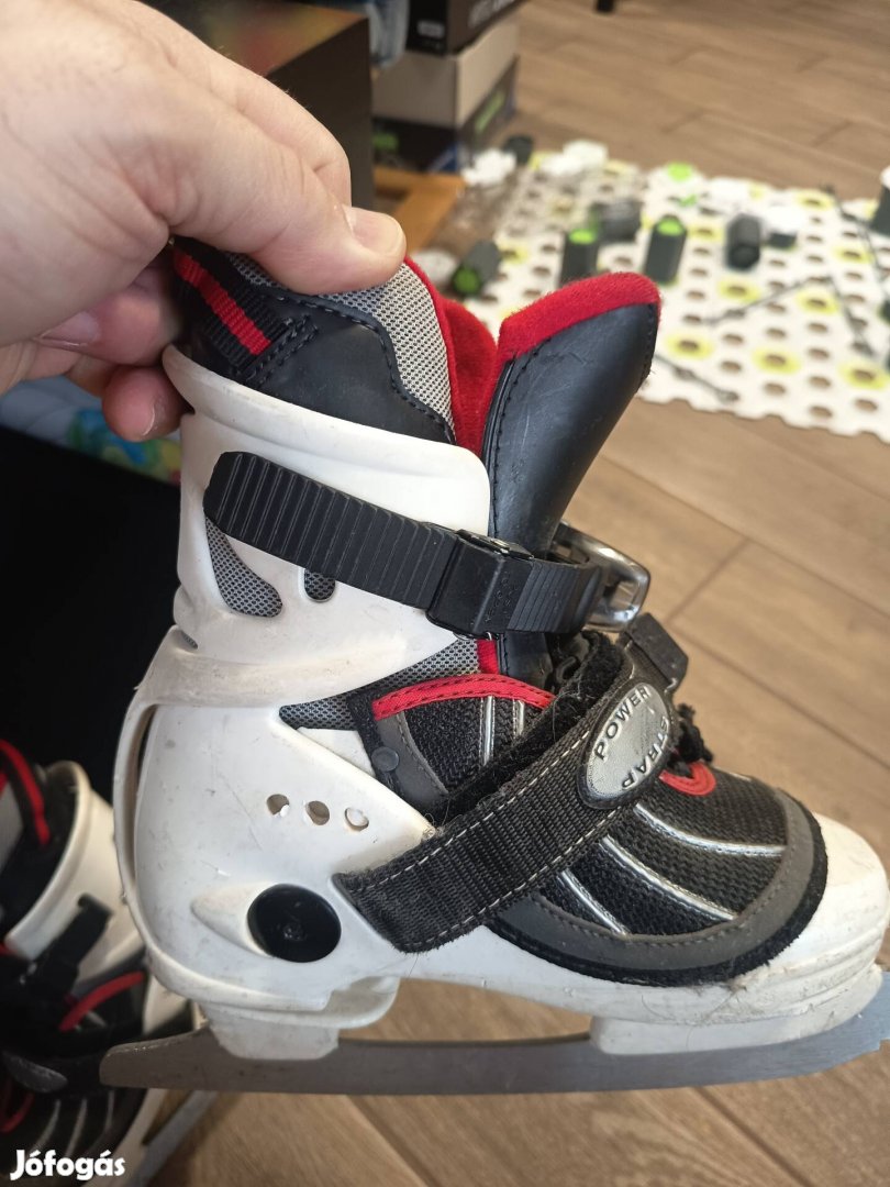 Állítható gyermek korcsolya 26-31ig