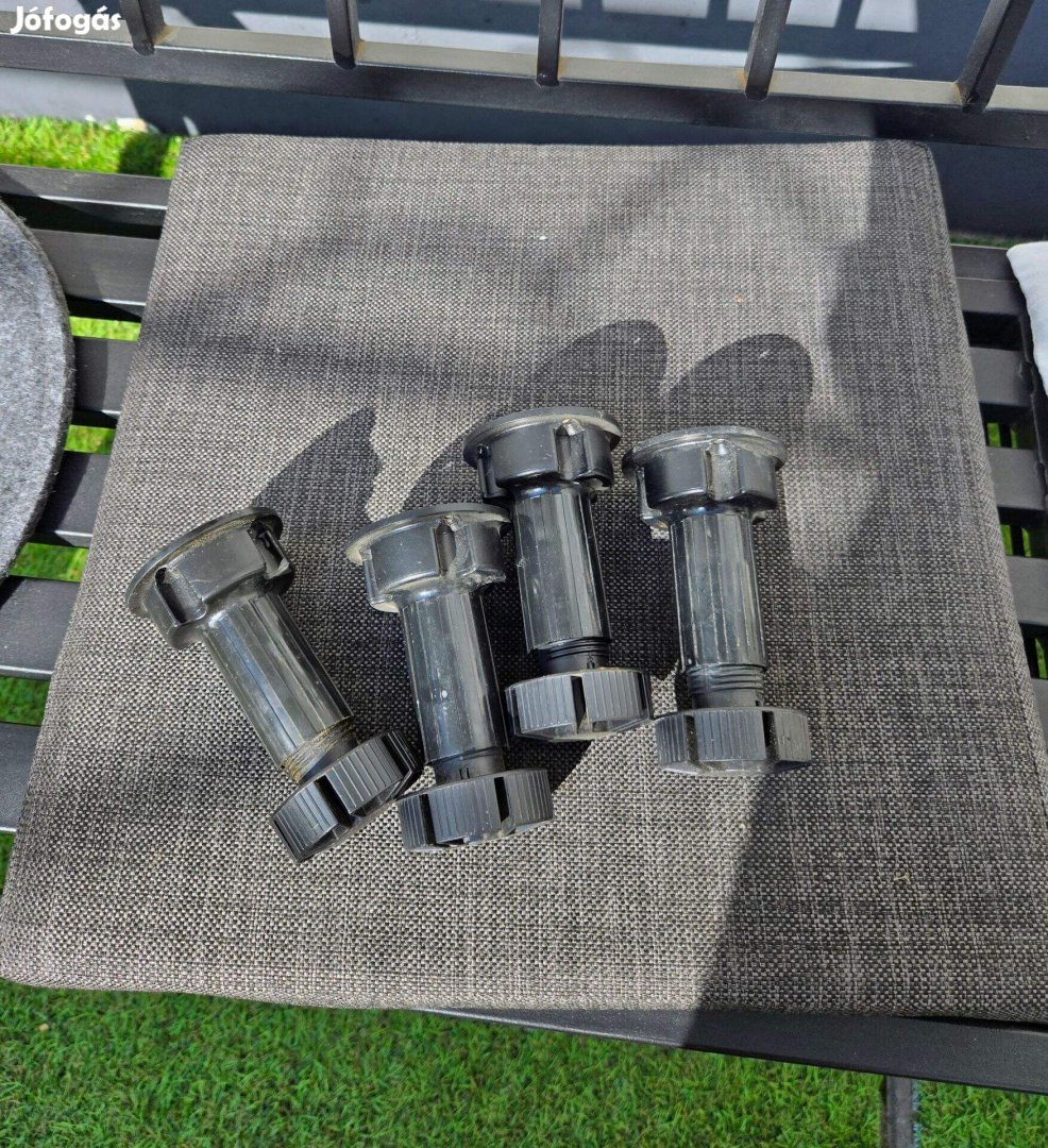 Állítható konyhai bútorláb szett 4 db Debrecen