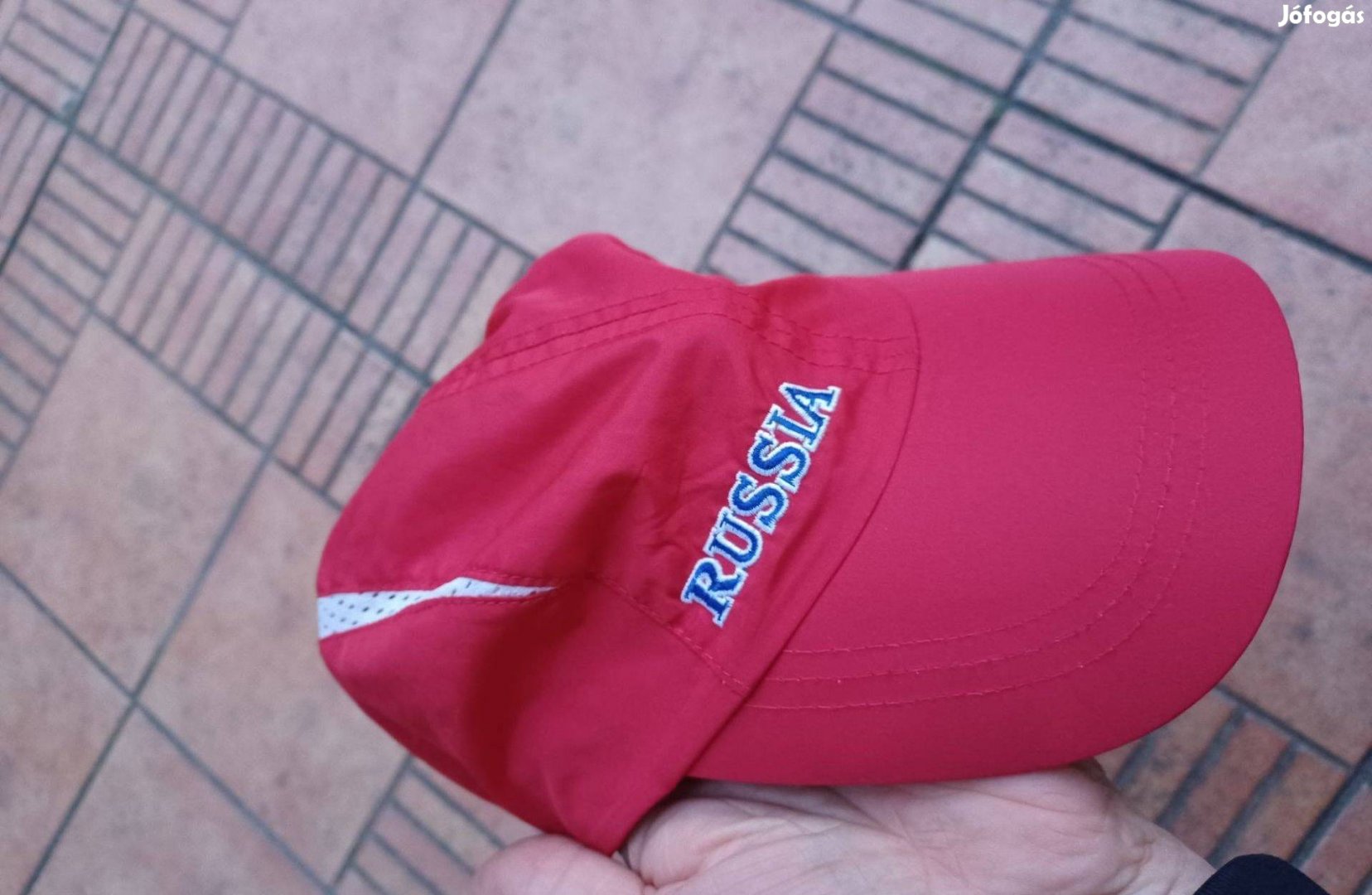 Állítható piros orosz sapka