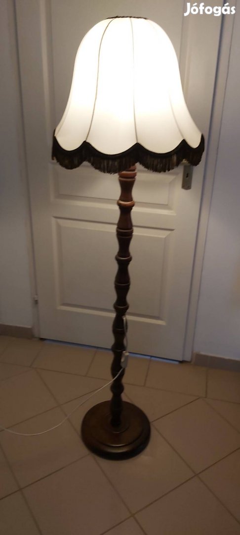 Álló lampa 150 cm 