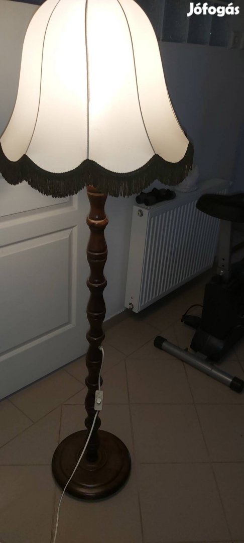 Álló lámpa 150 cm magas
