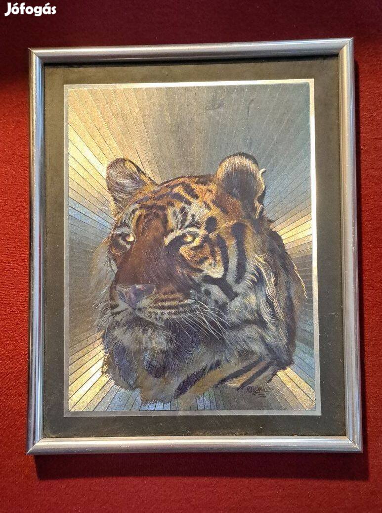 Álló tigris portré üvegezett kerettel.Mérete: 20x26 cm