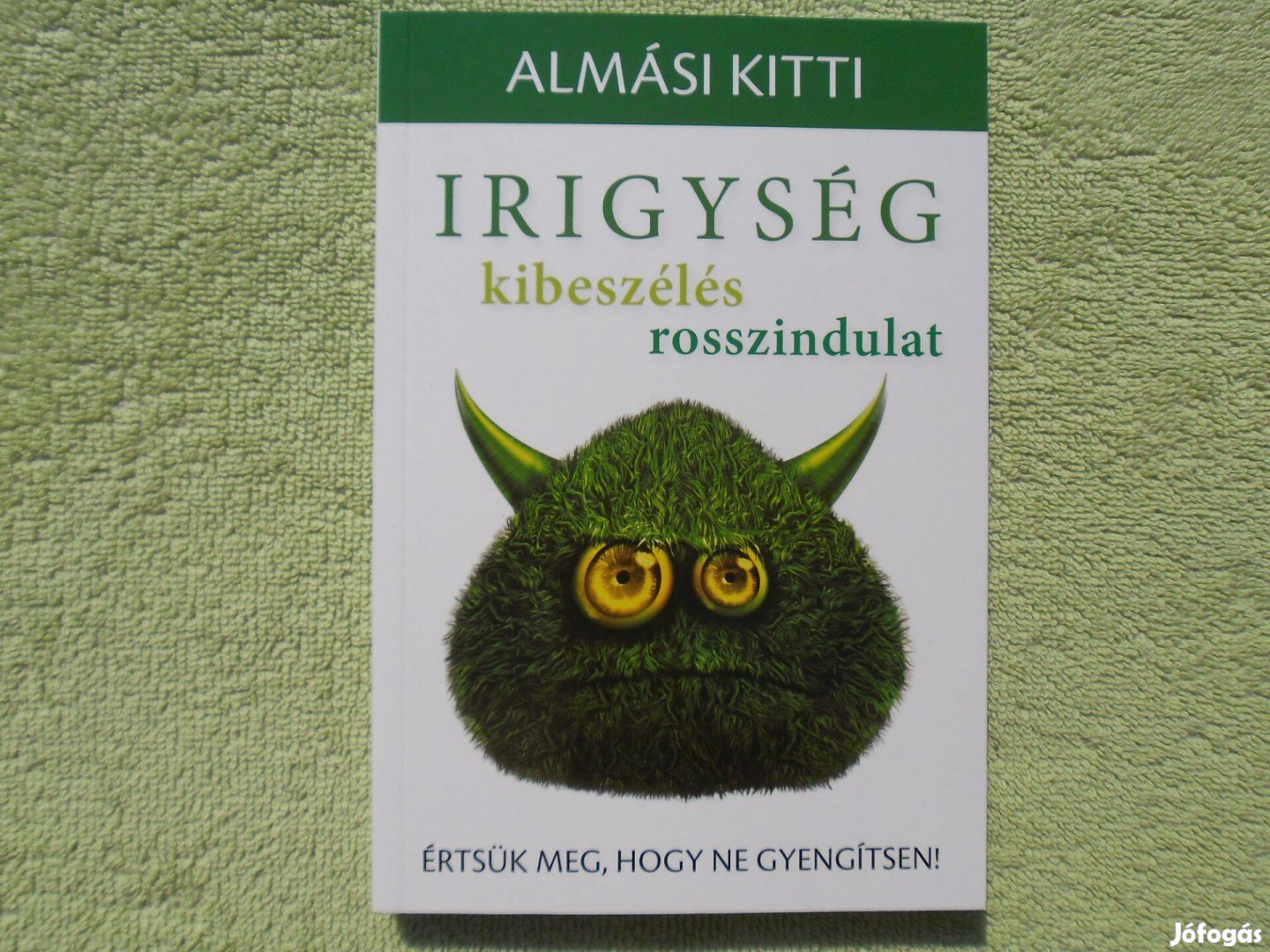 Almási Kitti: Irigység