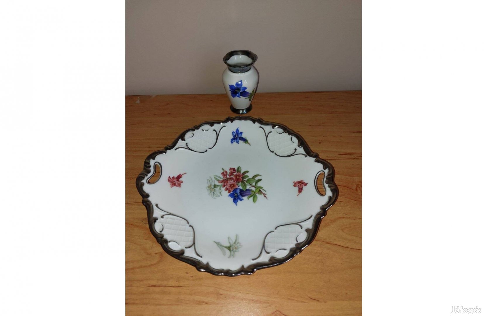 Alpenflora sorszámozott porcelán BL Német porcelán. Gyűjtői