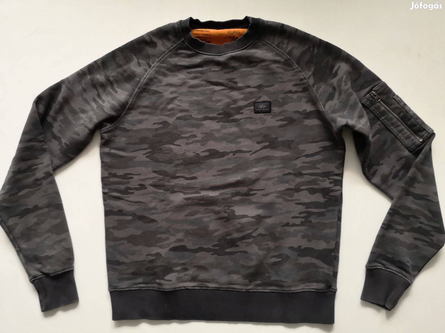 Alpha Industries pulóver M méretű