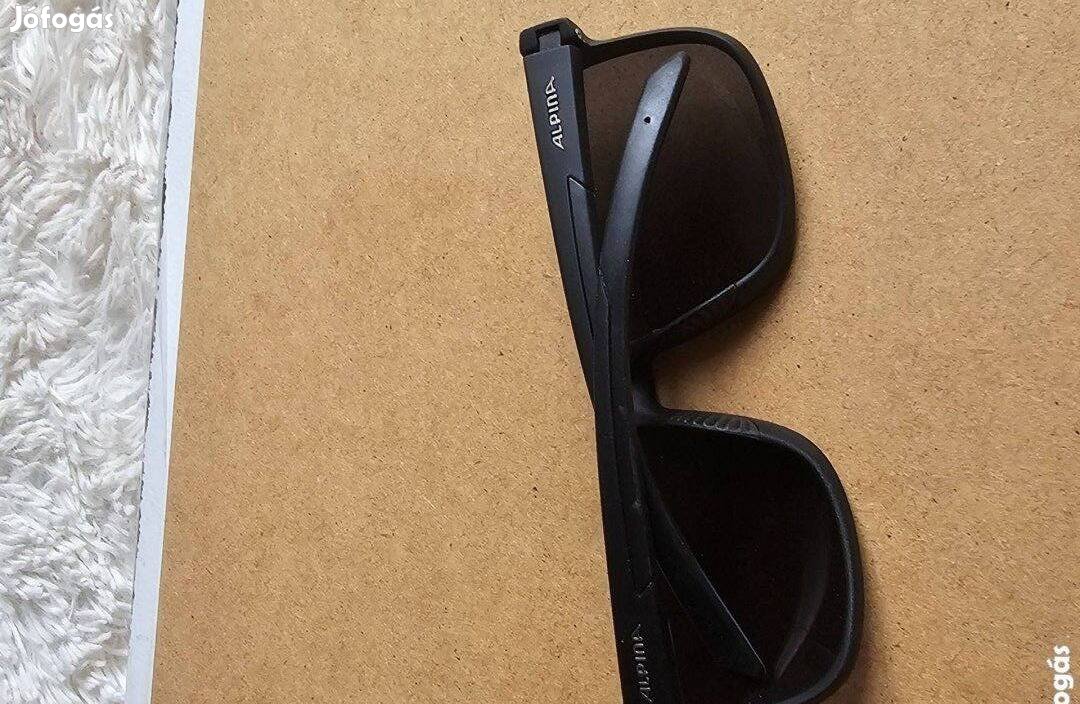 Alpina Sports Nacan III napszemüveg teljesen új tok nélkül Bolti készl