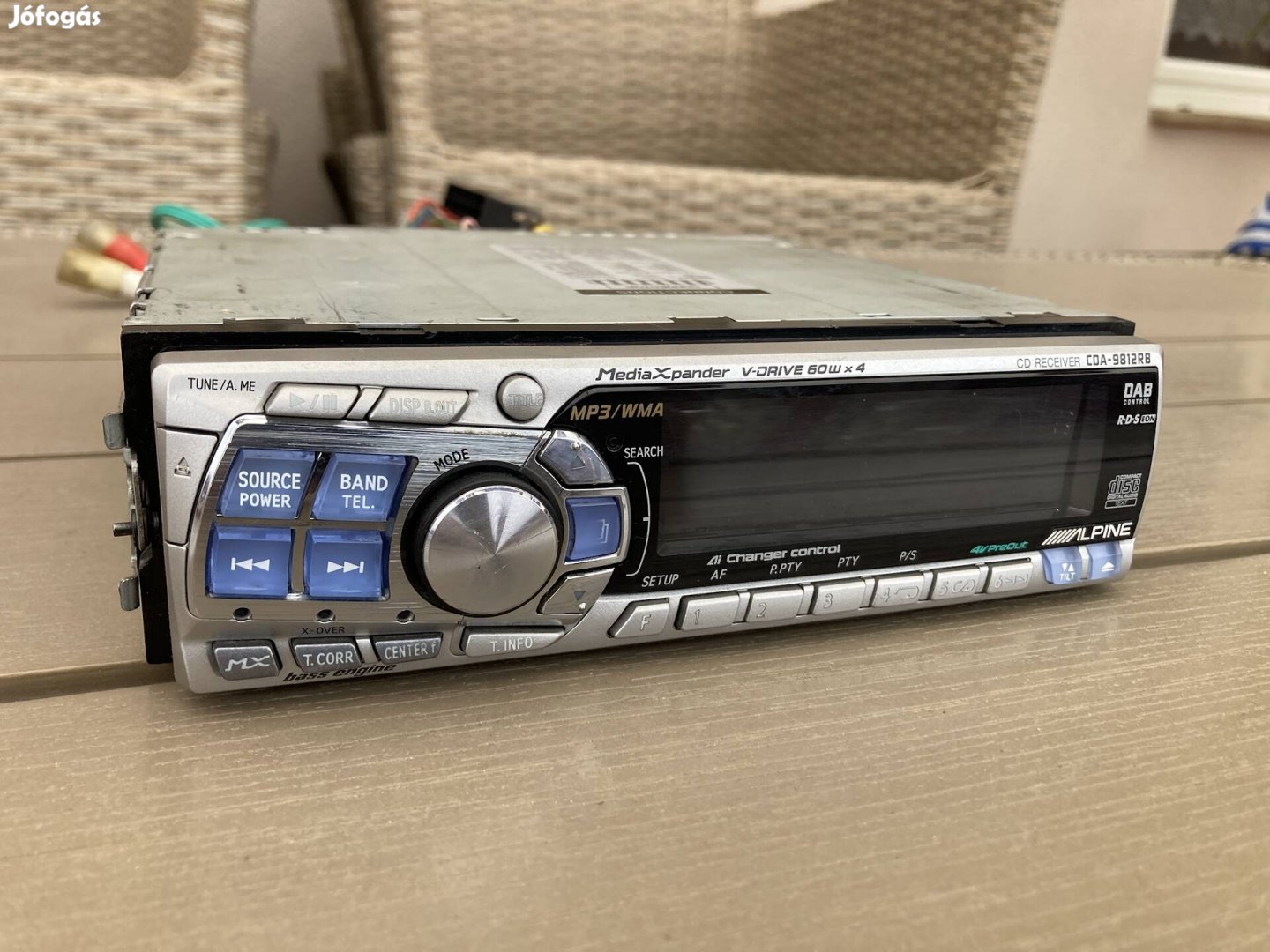 Alpine CDA-9812RB auto radio magno