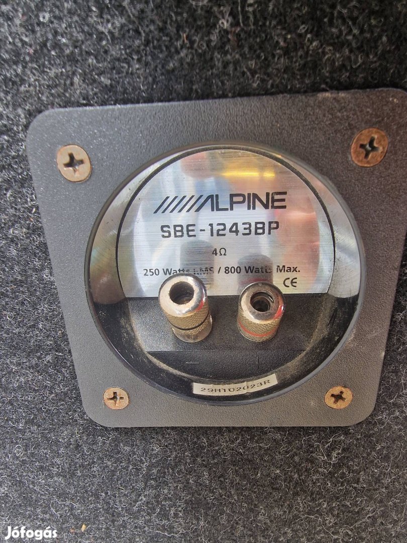 Alpine autós mélyláda subwoofer