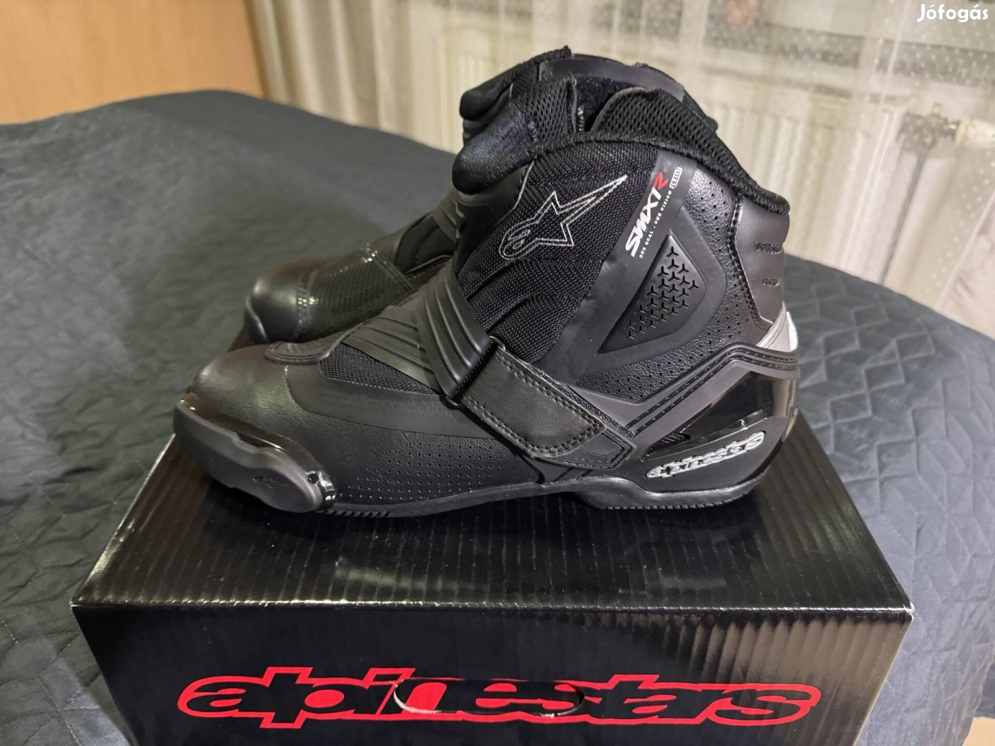 Alpinestar motoros csizma új.