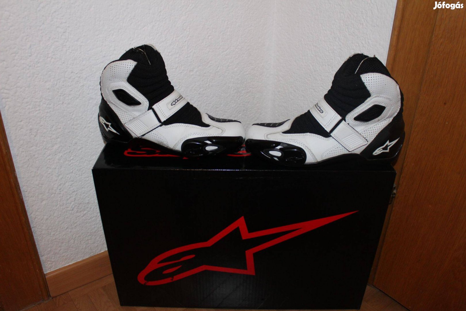 Alpinestars Smx-1 44-es Vented modell eladó feher