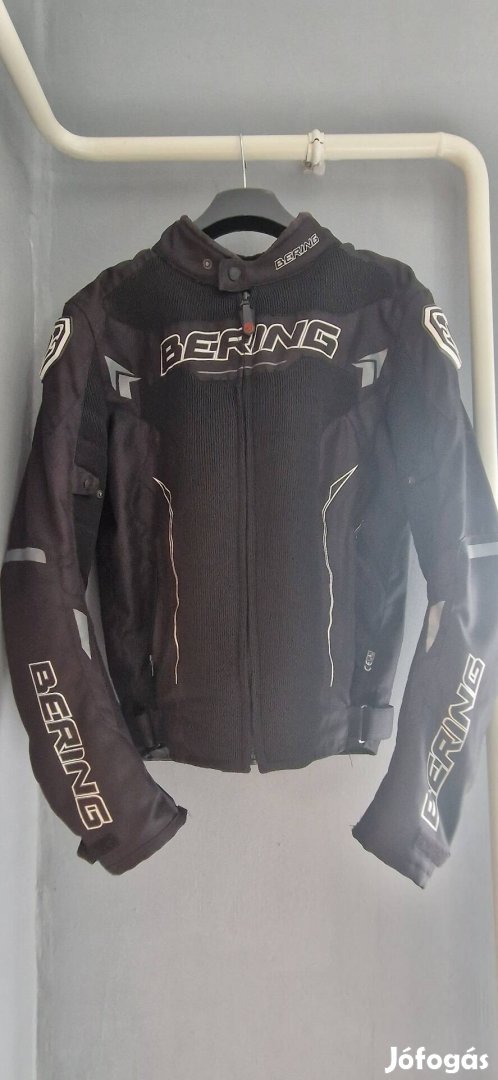 Alpinestars egyrészes motoros ruha, Bering kabát, Forma cipő