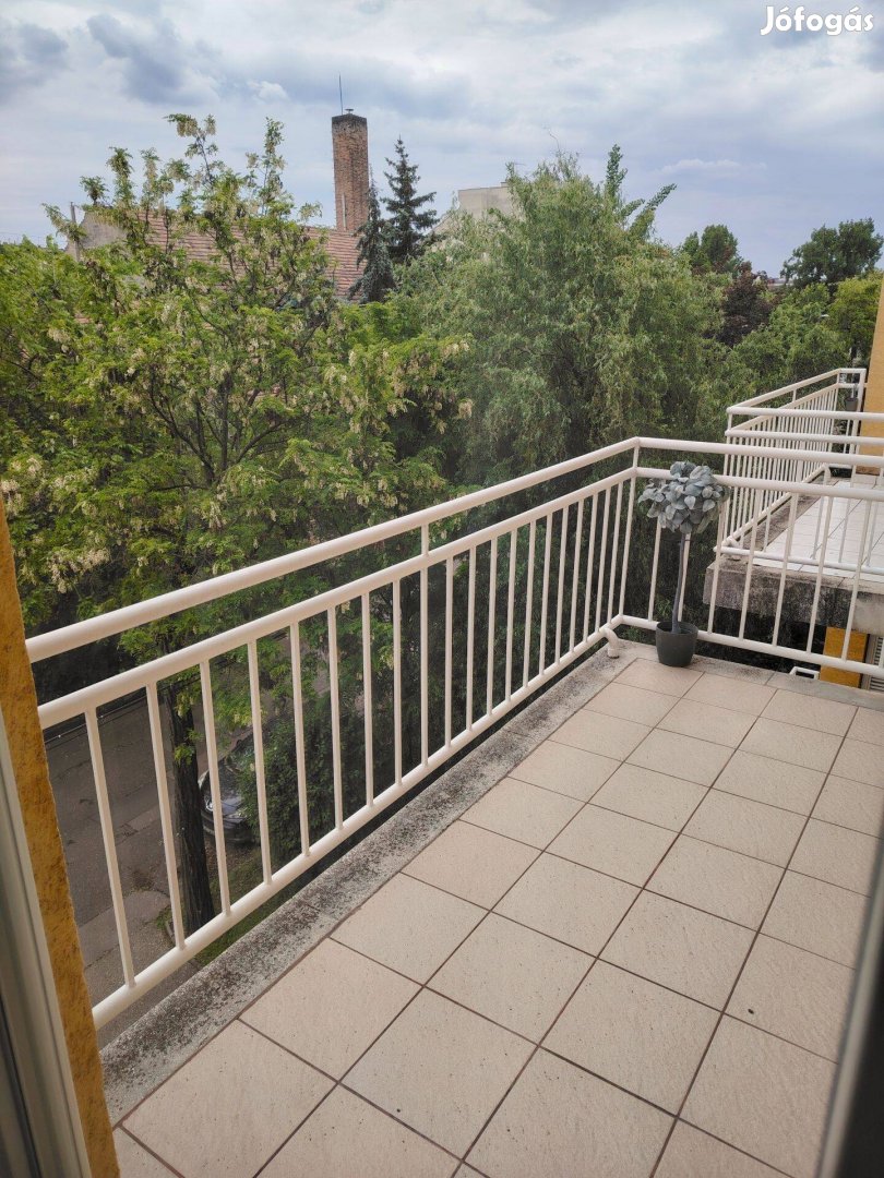 Alsórákos / társasházi lakás / tégla / 3 szoba / 67 m