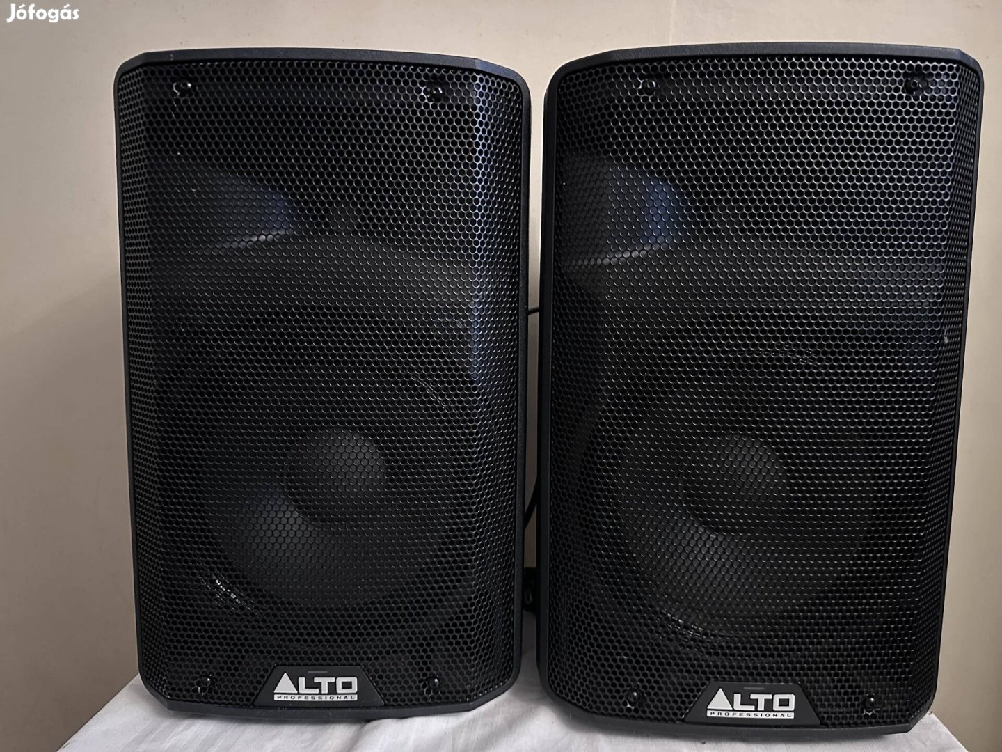 Alto professzionál tx210 aktív hangfal