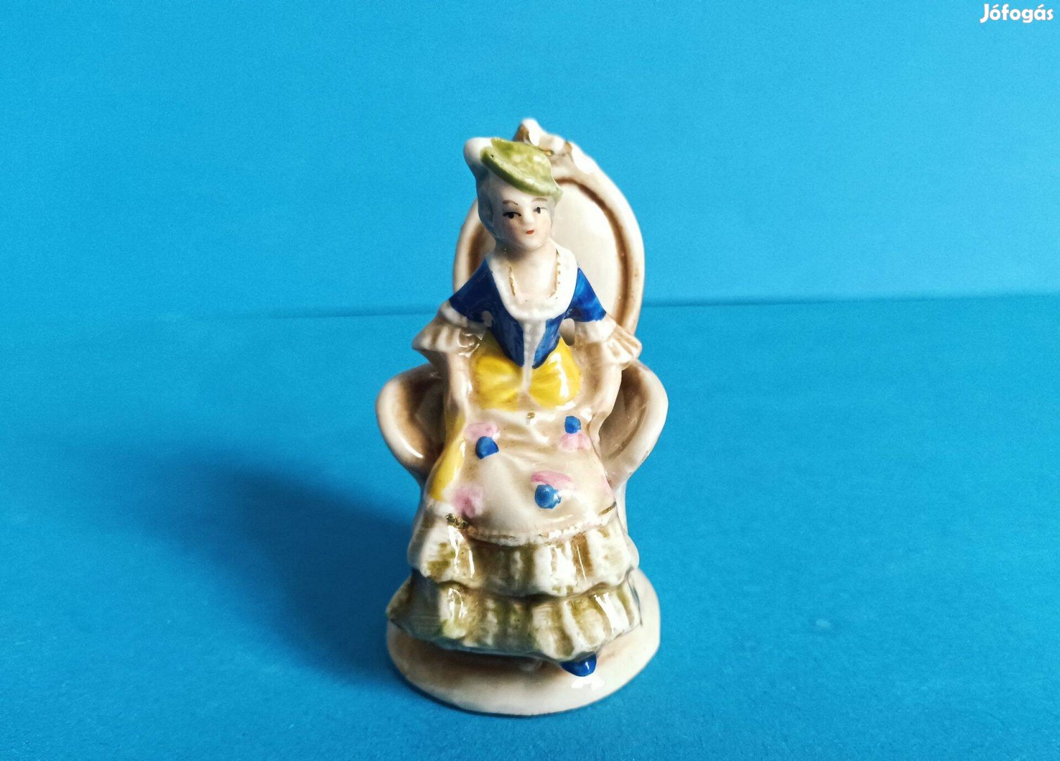 Altwien Barokk Nemes Nő Mini Kis Méretű Porcelán Figura